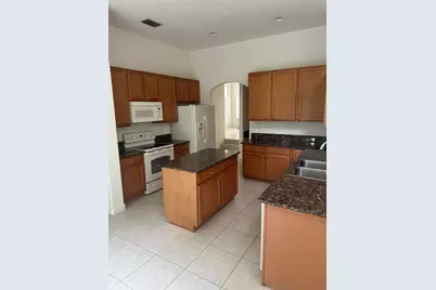 8120 Bautista Way, Palm Beach Gardens, FL 33418 - Photo 4