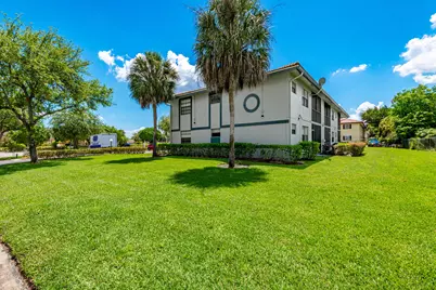 10675 Royal Palm Boulevard, Coral Springs, FL 33065 - Photo 2