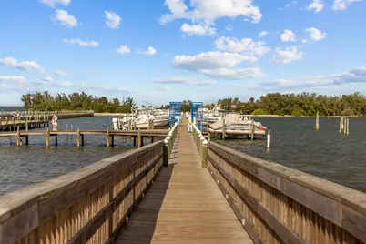 1654 N Central Avenue, Sebastian, FL 32958 - Photo 10