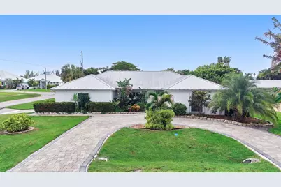 1577 Thumb Point Drive, Fort Pierce, FL 34949 - Photo 1