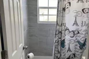 112 SW 67th Ave, Pembroke Pines, FL 33023 - Photo 8