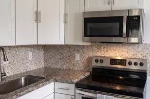 112 SW 67th Ave, Pembroke Pines, FL 33023 - Photo 4
