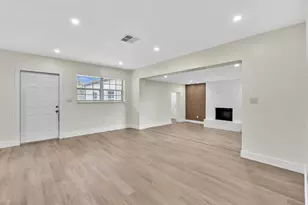 446 NW 119th St, Miami, FL 33168 - Photo 24