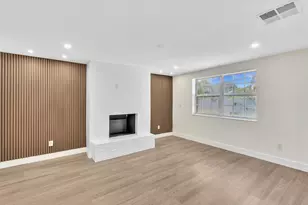 446 NW 119th St, Miami, FL 33168 - Photo 24