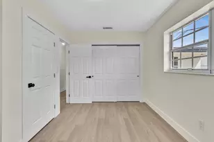446 NW 119th St, Miami, FL 33168 - Photo 34