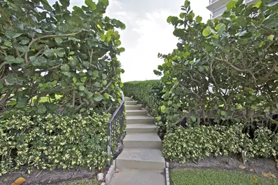 5420 N Ocean Avenue #1006, Singer Island, FL 33404 - Photo 24