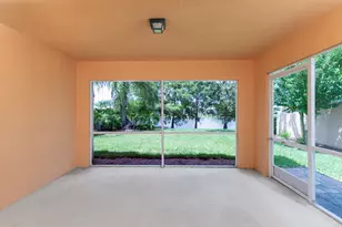 11320 SW Pembroke Dr, Port Saint Lucie, FL 34987 - Photo 28