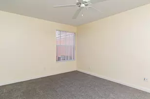 11320 SW Pembroke Dr, Port Saint Lucie, FL 34987 - Photo 18