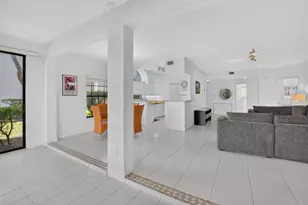 8065 Aberdeen Dr, Boynton Beach, FL 33472 - Photo 20