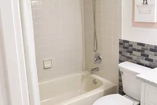 2226 N Cypress Bend Dr, Pompano Beach, FL 33069 - Photo 14