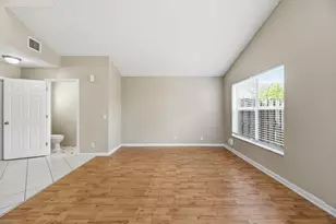 2716 Arrowwood Ct, Davie, FL 33328 - Photo 8