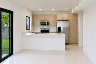 242 NW 11th Ct, Florida City, FL 33034 - Photo 6