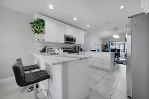 6376 Barton Creek Cir, Lake Worth, FL 33463 - Photo 4