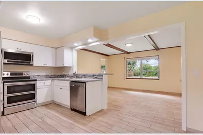 8340 SE Camellia Drive, Hobe Sound, FL 33455 - Photo 6
