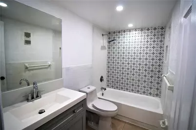7000 NW 186th Street #4-217, Hialeah, FL 33015 - Photo 4