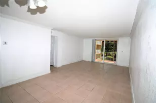 7000 NW 186th St, Hialeah, FL 33015 - Photo 6