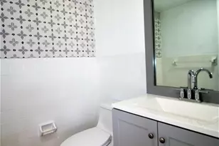 7000 NW 186th St, Hialeah, FL 33015 - Photo 10