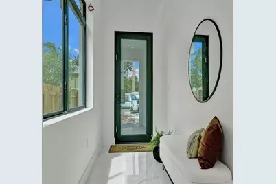 608 SW 7th Avenue, Fort Lauderdale, FL 33315 - Photo 4