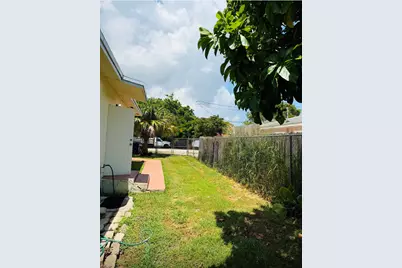 10480 SW 181st Terrace, Miami, FL 33157 - Photo 12