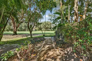 7205 Mandarin Dr, Boca Raton, FL 33433 - Photo 42