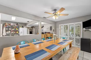 612 NW 7th Ct, Boynton Beach, FL 33426 - Photo 8