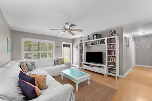 612 NW 7th Ct, Boynton Beach, FL 33426 - Photo 4