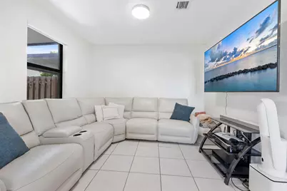 23425 SW 129th Avenue, Homestead, FL 33032 - Photo 16