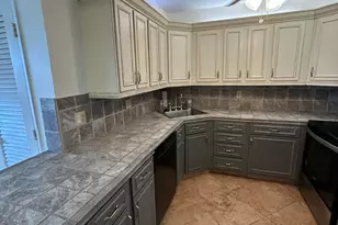 305 N Pompano Beach Blvd, Pompano Beach, FL 33062 - Photo 2