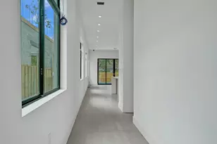 606-608 SW 7th Ave, Fort Lauderdale, FL 33315 - Photo 4