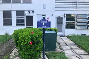275 Windsor L, West Palm Beach, FL 33417 - Photo 8