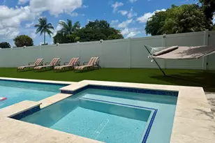 9819 Spanish Isles Dr, Boca Raton, FL 33496 - Photo 1