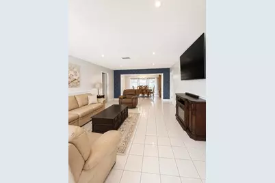 10720 NW 26th Place, Sunrise, FL 33322 - Photo 2