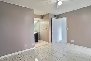 889 Twin Lakes Dr, Coral Springs, FL 33071 - Photo 14