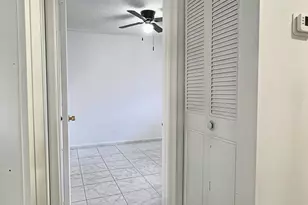 889 Twin Lakes Dr, Coral Springs, FL 33071 - Photo 18