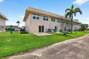329 Gulfstream Rd, Dania Beach, FL 33004 - Photo 10