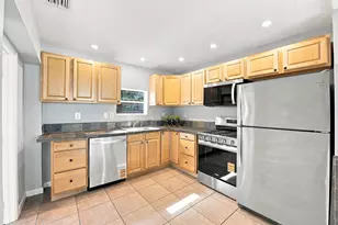 2610 NE 8th Ave, Pompano Beach, FL 33064 - Photo 8