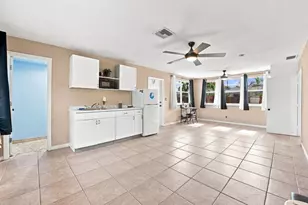 2610 NE 8th Ave, Pompano Beach, FL 33064 - Photo 14