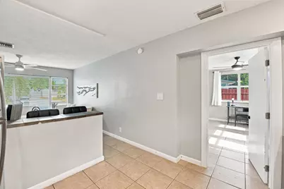 2610 NE 8th Avenue, Pompano Beach, FL 33064 - Photo 8