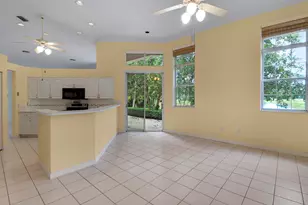 181 Green Point Cir, Palm Beach Gardens, FL 33418 - Photo 18