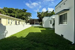 1833 Madison St, Hollywood, FL 33020 - Photo 8