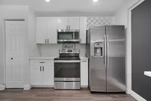 230 Ponce De Leon St, Royal Palm Beach, FL 33411 - Photo 8