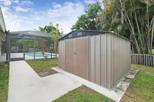 230 Ponce De Leon St, Royal Palm Beach, FL 33411 - Photo 26
