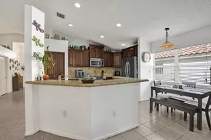 7572 Parkside Ln, Margate, FL 33063 - Photo 16