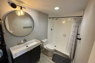 427 Golden Isles Dr, Hallandale Beach, FL 33009 - Photo 10