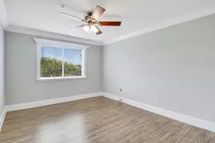 254 Village Blvd, Tequesta, FL 33469 - Photo 2