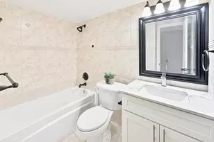 9272 SW 3rd St, Boca Raton, FL 33428 - Photo 8
