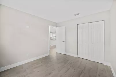 265 SW Dalton Circle, Port Saint Lucie, FL 34953 - Photo 14