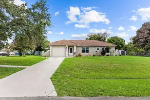 265 SW Dalton Cir, Port Saint Lucie, FL 34953 - Photo 22