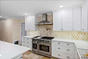 4303 Gator Trace Dr, Fort Pierce, FL 34982 - Photo 4