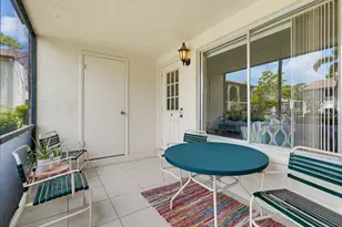 331 Knotty Pine Cir, Greenacres, FL 33463 - Photo 2